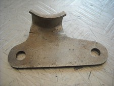 STAFFA SOSTEGNO TUBO SCARICO